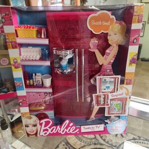 Barbie Snack Time Playset with Red Fridge